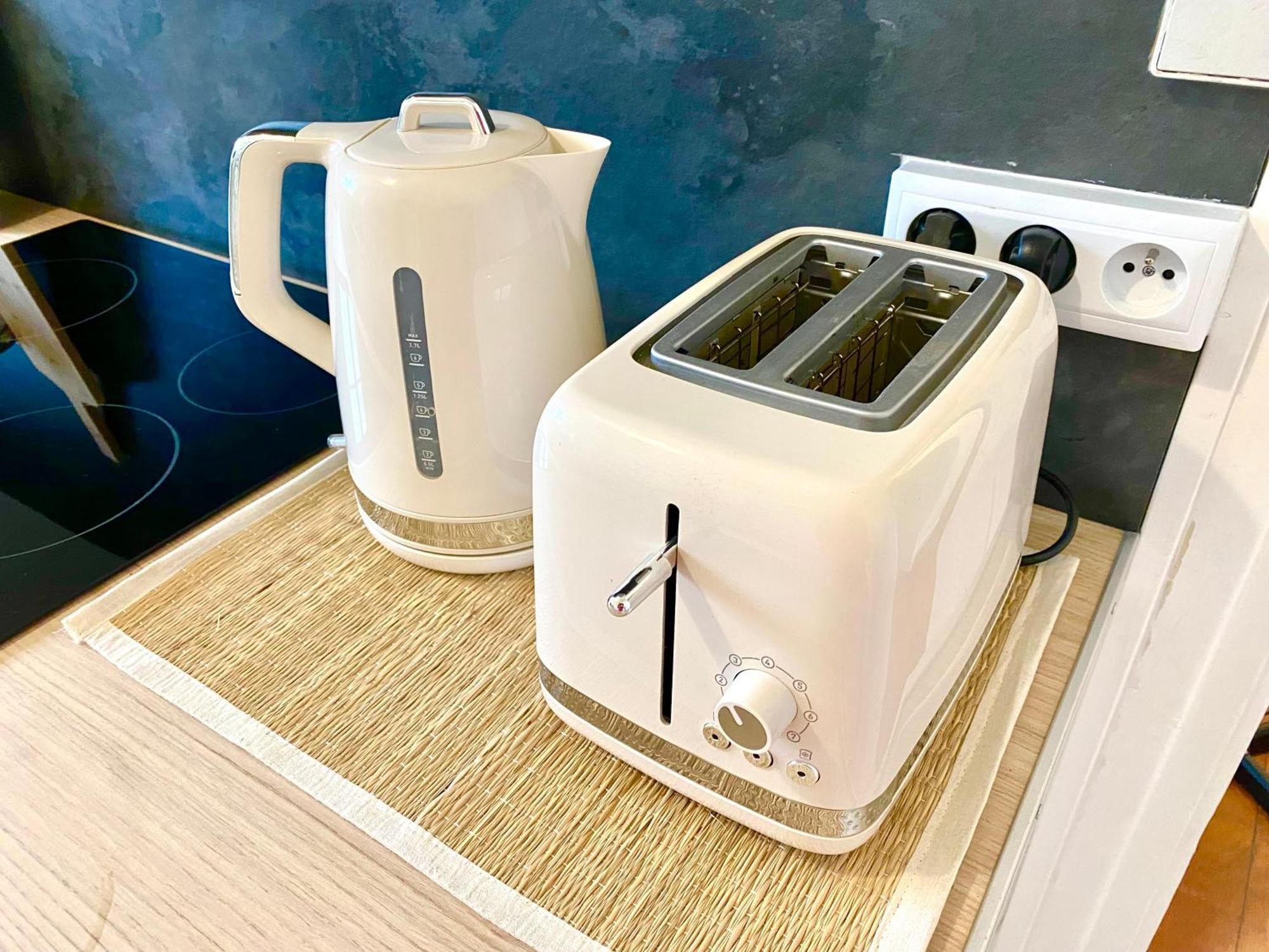 Le Cocon De La Tour -Vip-Compiegne-Hyper Centre Apartman Kültér fotó